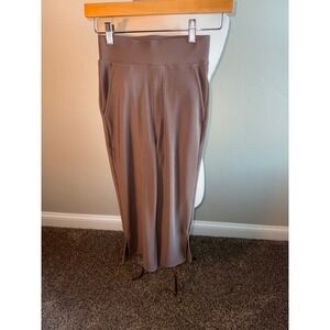 Move Theology Ribbed Wide Leg Cropped Pants Women's XS Taupe Comfort Athleisure